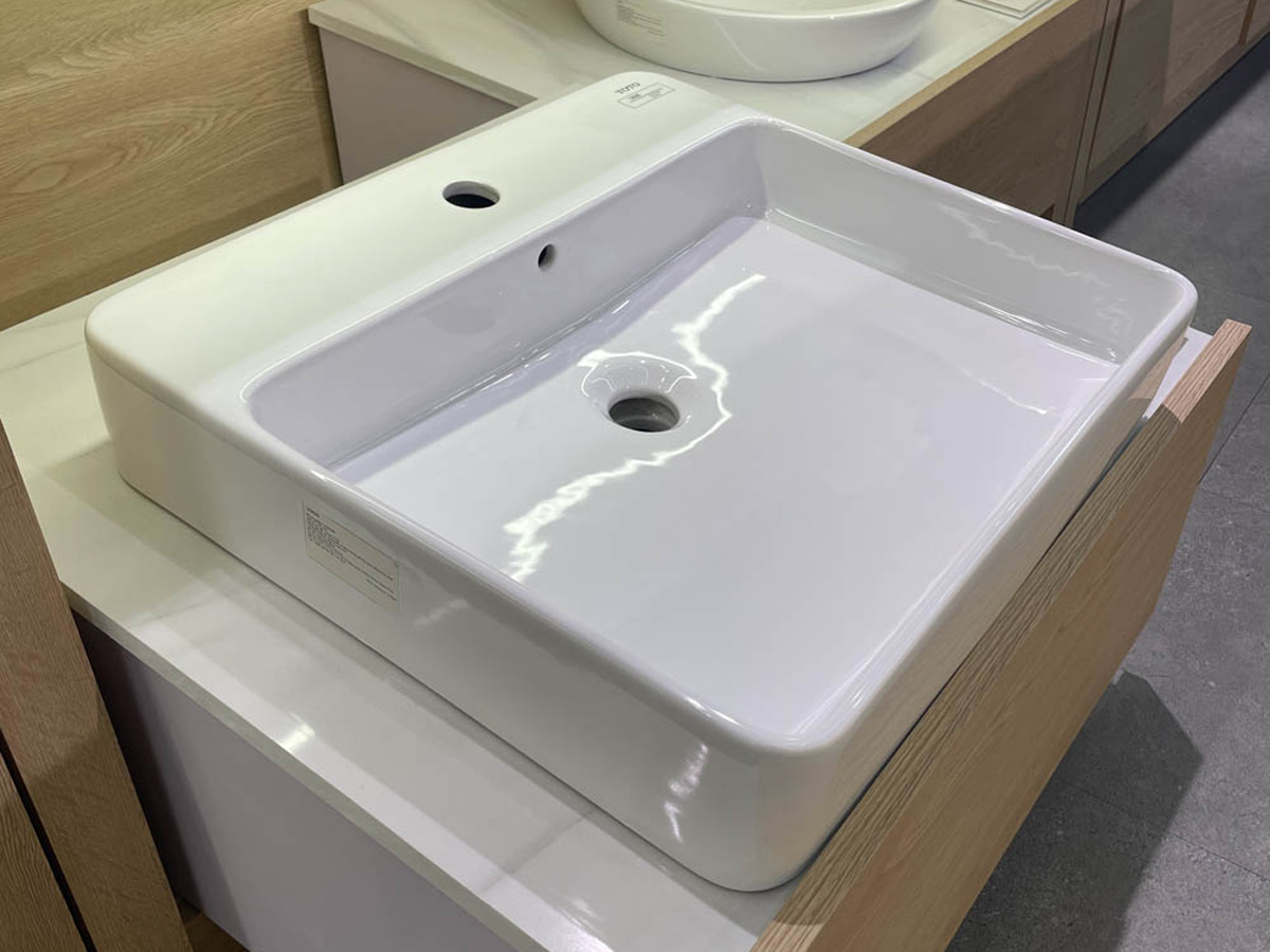 Chậu Lavabo TOTO LT950C#XW đặt bàn