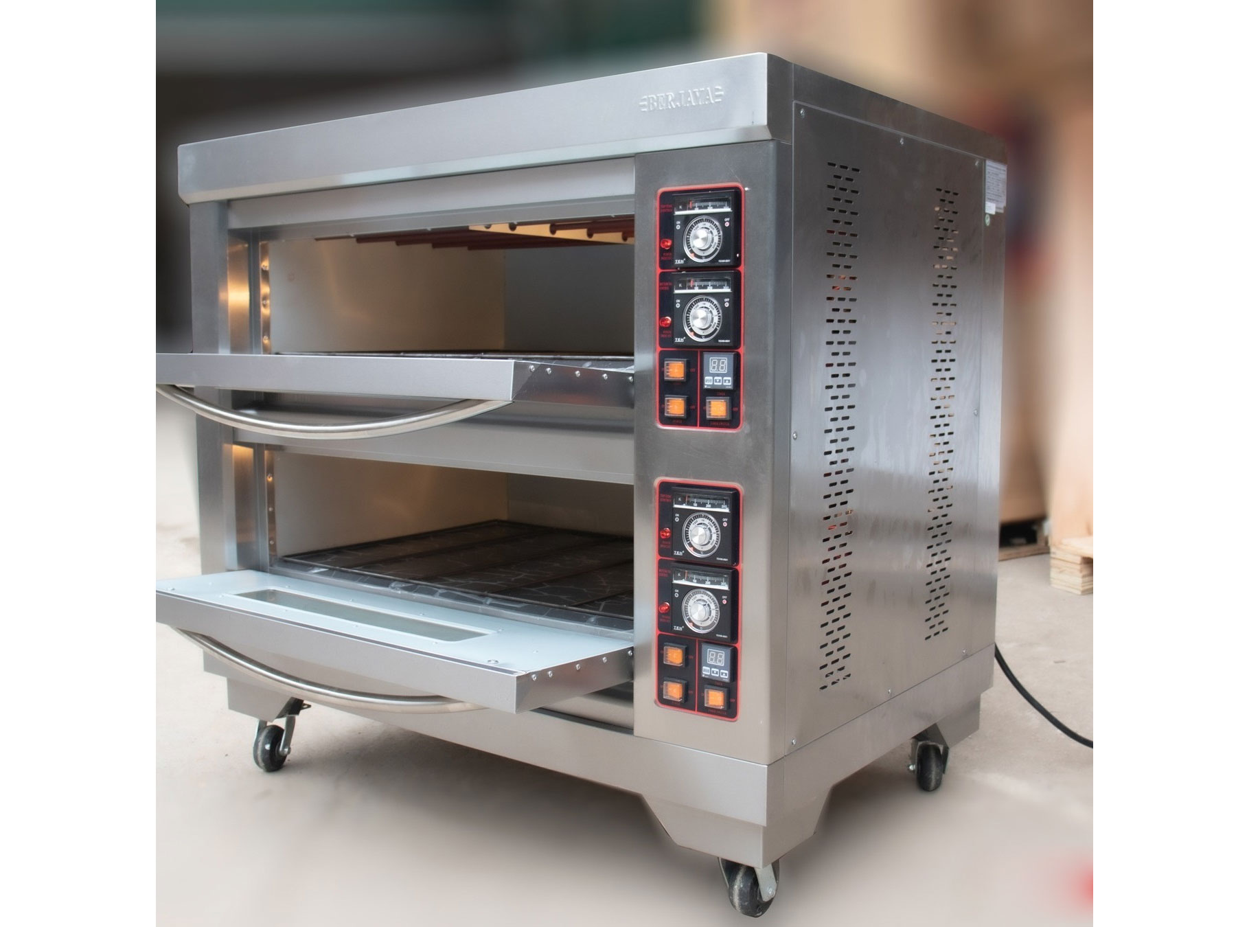 Lò nướng Berjaya BJY-E13KW-2BD