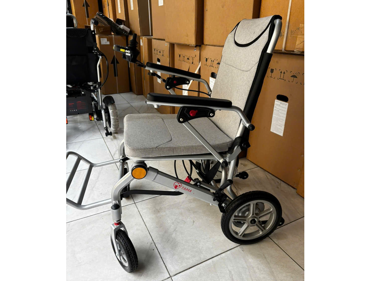 Xe lăn điện gấp gọn