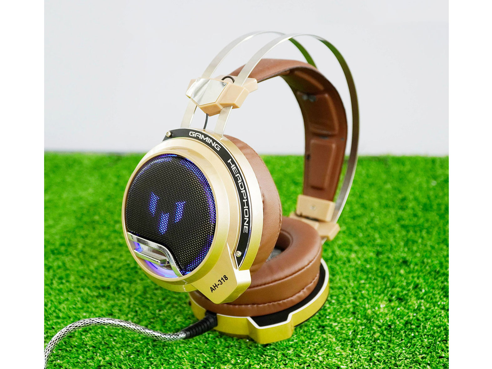 Tai nghe Over-ear Soundmax AH 318