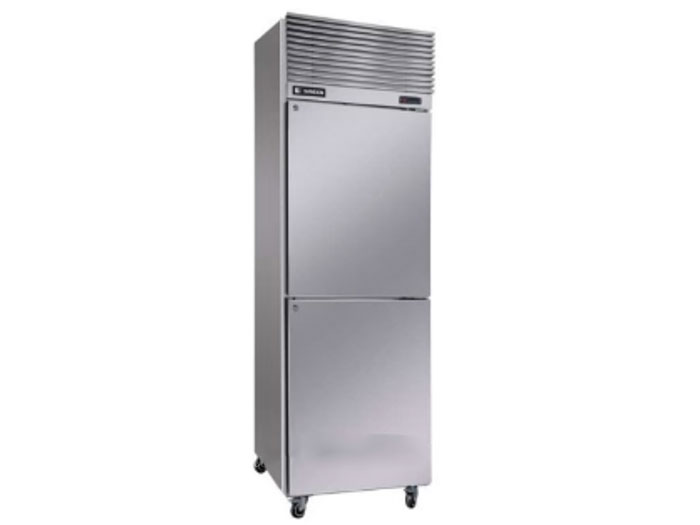 Tủ đông 2 cánh inox đứng Sanden SRF-0613