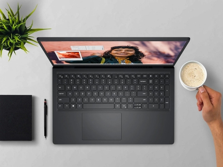 Laptop Dell 3530 N5I7305W1