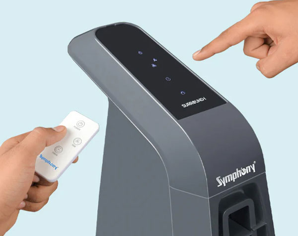 Symphony SPN-23i có bảng điều khiển cảm ứng hiện đại và remote từ xa đi kèm