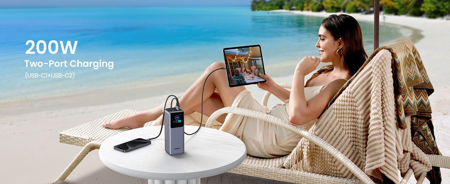 Pin dự phòng 25.000mAh 200W Ugreen PB722