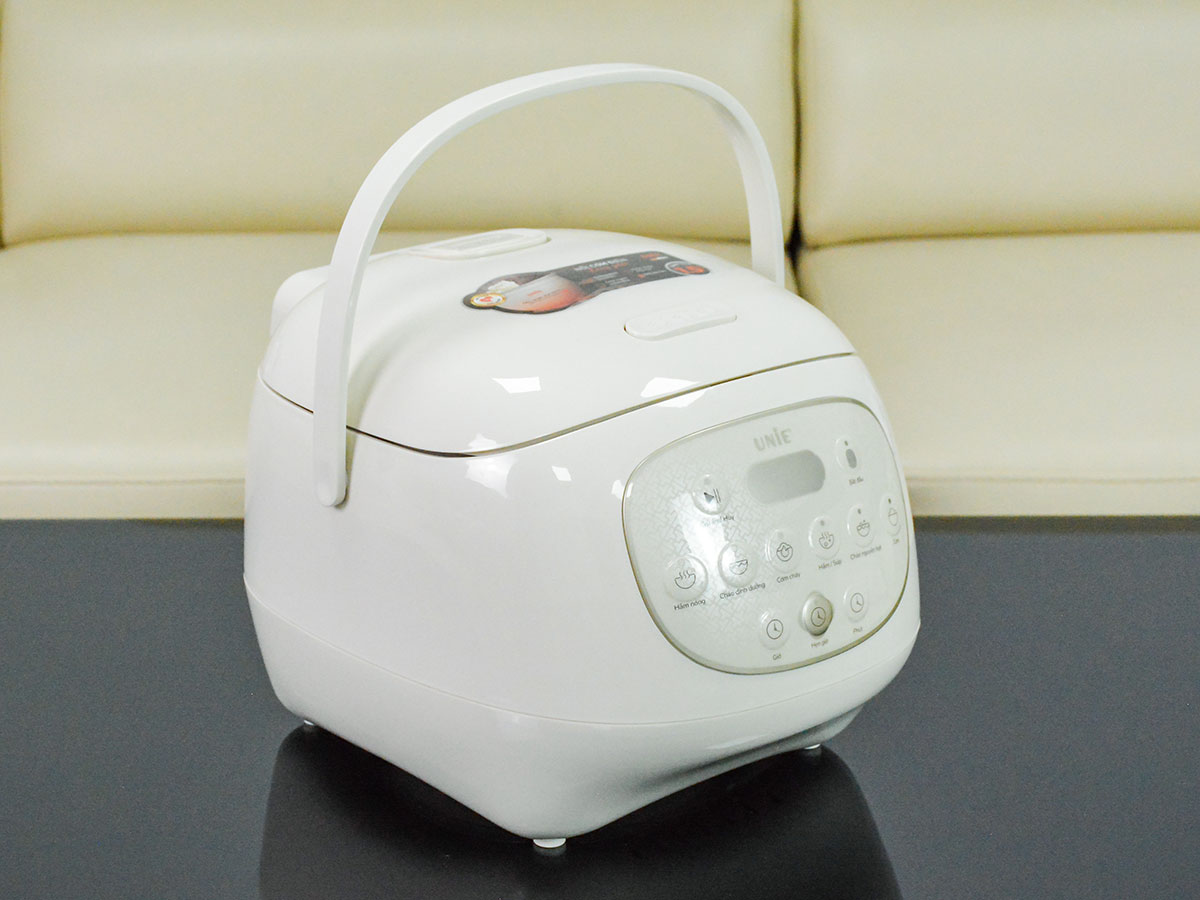 Nồi cơm điện Unie URC815
