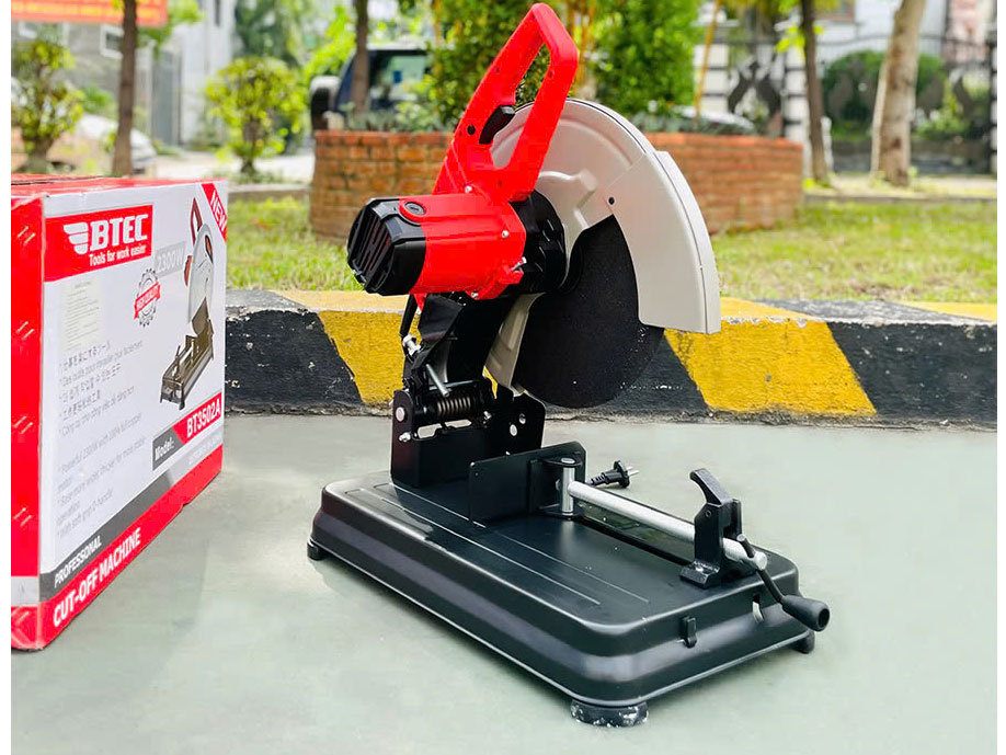 Máy cắt sắt  