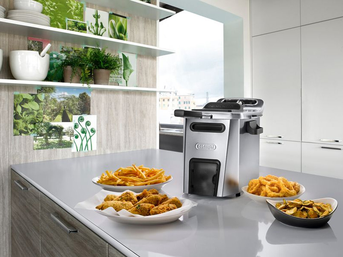 Nồi chiên ngập dầu DeLonghi Premium Fry F44532CZ