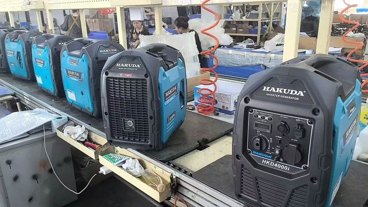 Máy phát điện chạy xăng Inverter Hakuda HKD3000i