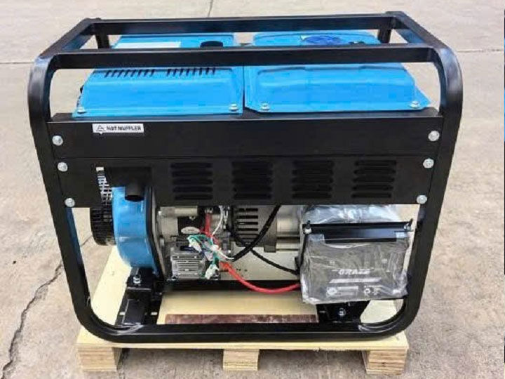 Máy phát điện chạy dầu 8KW Hakuda HKD8000P1T