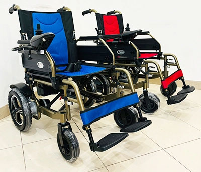 Xe lăn điện phanh tự động Lucass SS-112E
