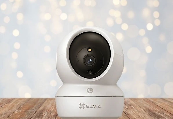 Ezviz C6N Pro 2K 3MP có khả năng đàm thoại 2 chiều thông minh
