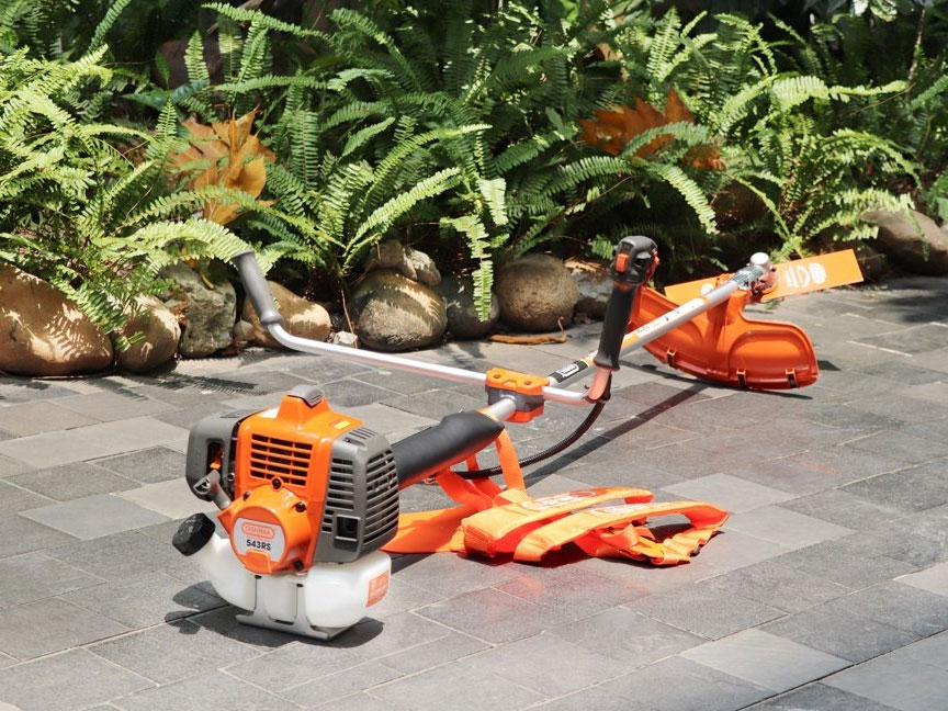 Máy cắt cỏ 2 thì Oshima 543RS
