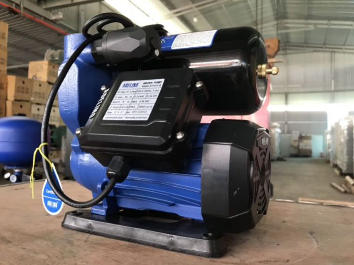 Máy bơm nước tăng áp Adelino APS55B 