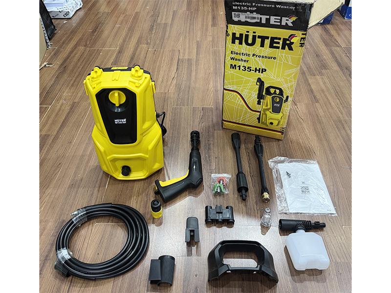 Máy xịt áp lực cao Huter M135-HP