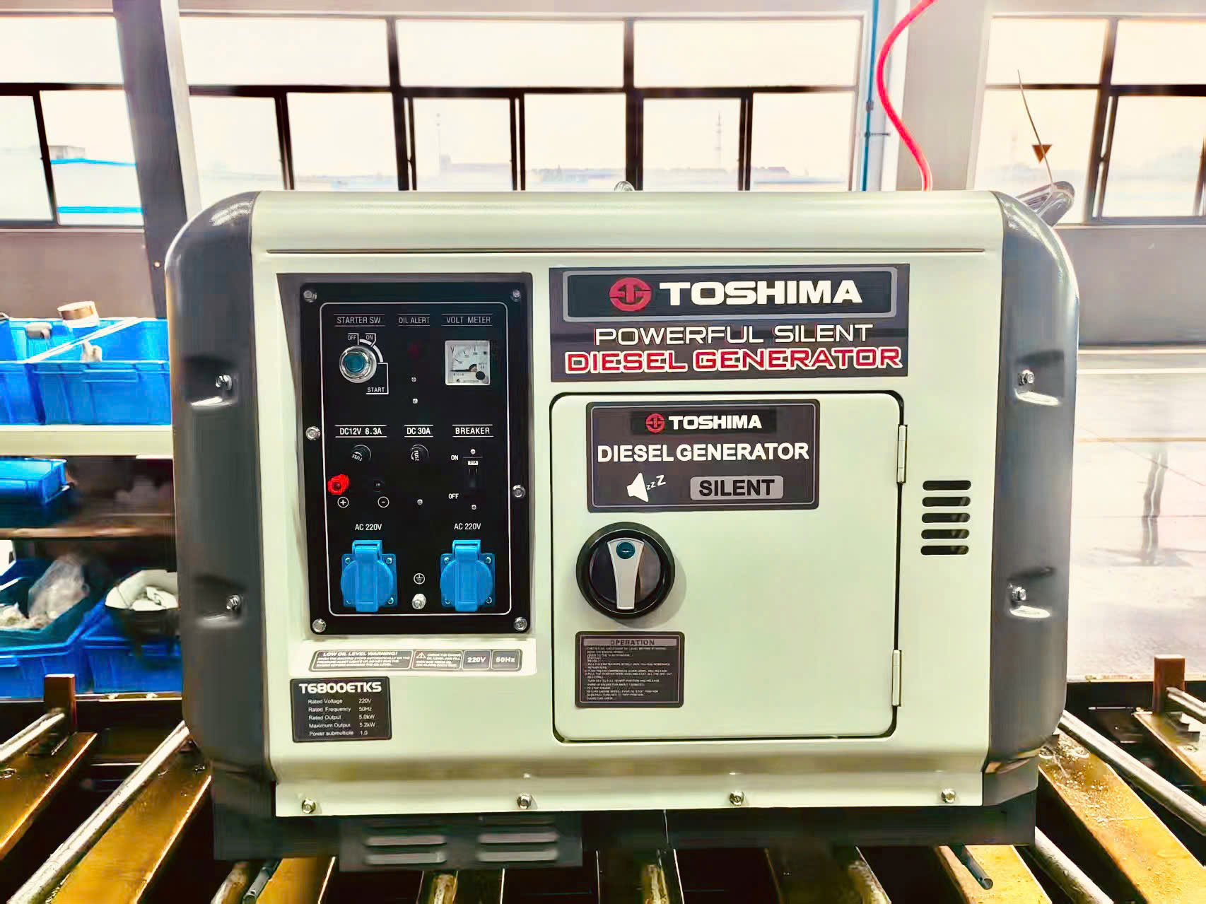Máy phát điện chạy dầu diesel Toshima T6800ETKS 