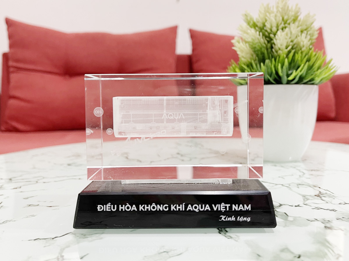 Aqua chứng nhận đại lý bán hàng xuất sắc cho META.vn Aqua chứng nhận đại lý bán hàng xuất sắc cho META.vn