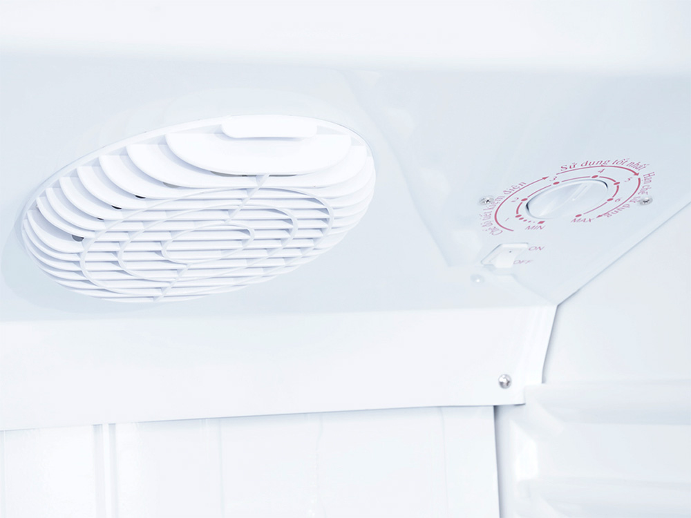 Tủ mát 1 ngăn VH-308KL của Sanaky cho phép tùy chỉnh nhiệt độ linh hoạt bằng núm vặn