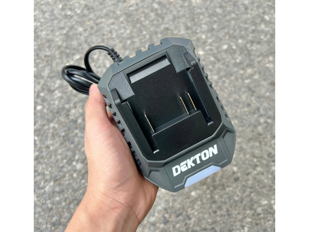Sạc Dekton  