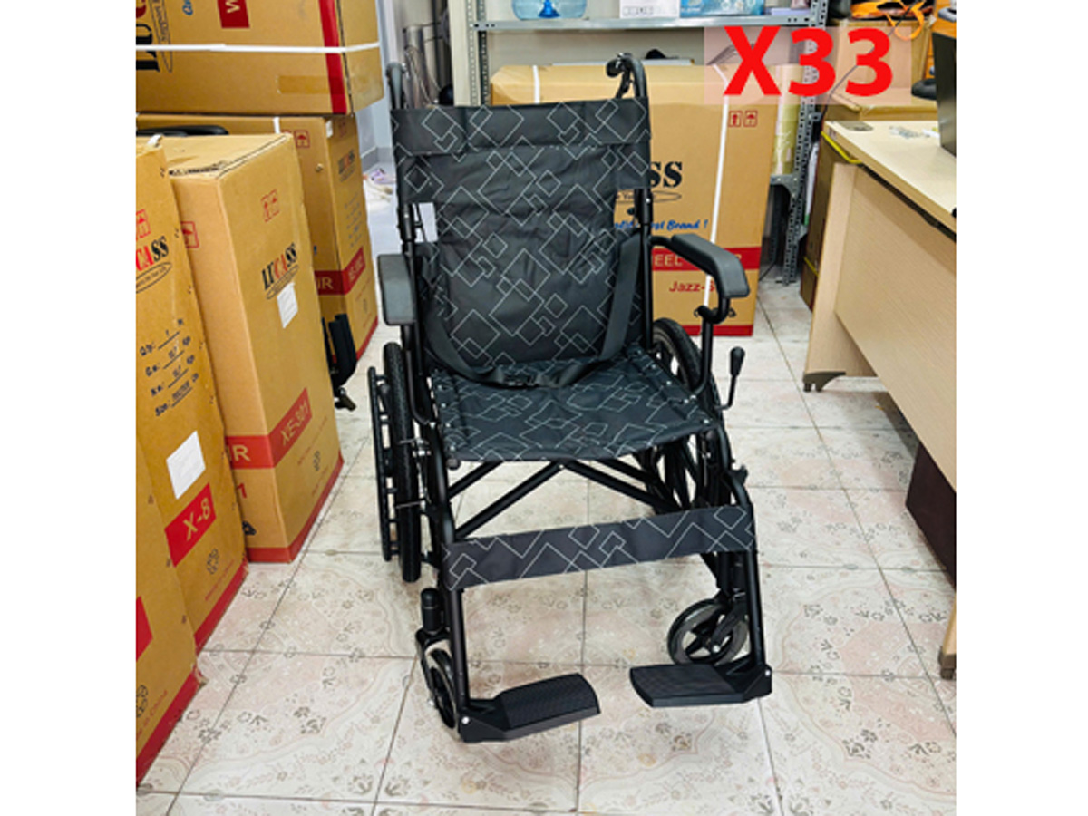 Xe lăn Lucass X33