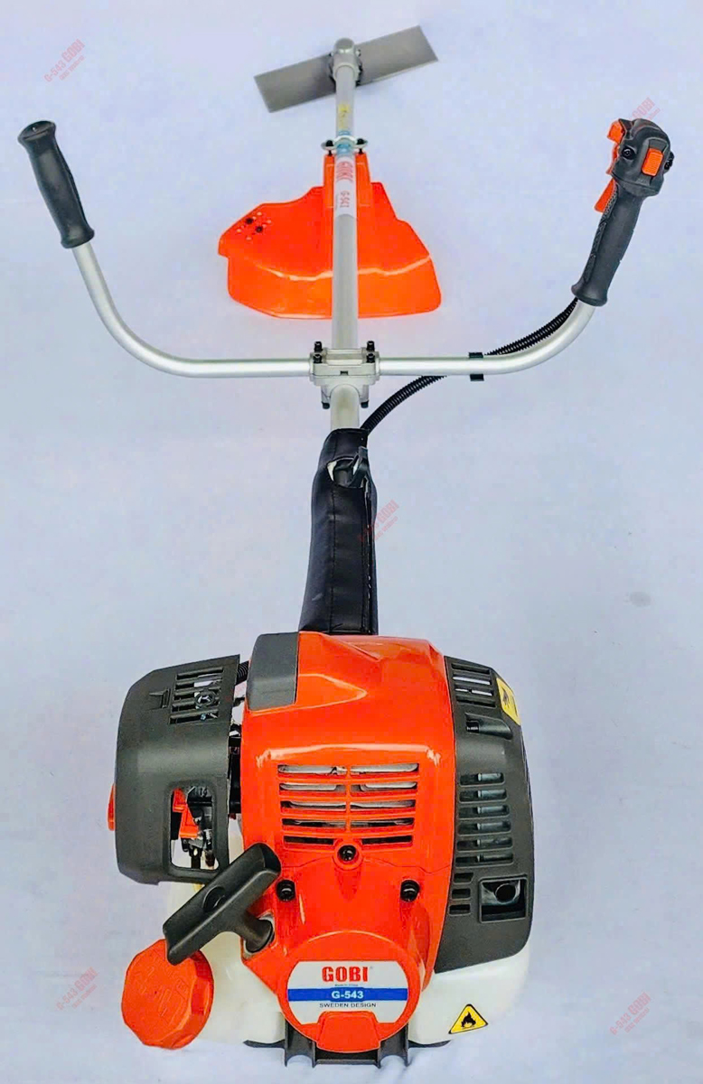 Máy cắt cỏ Gobi