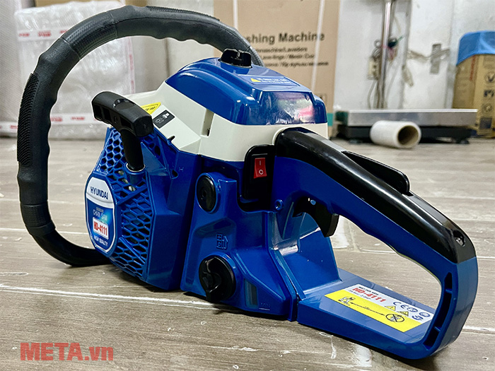 Máy cưa xích Hyundai HD-4111