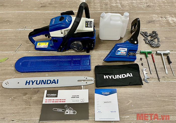 Máy cưa xích Hyundai HD-4111