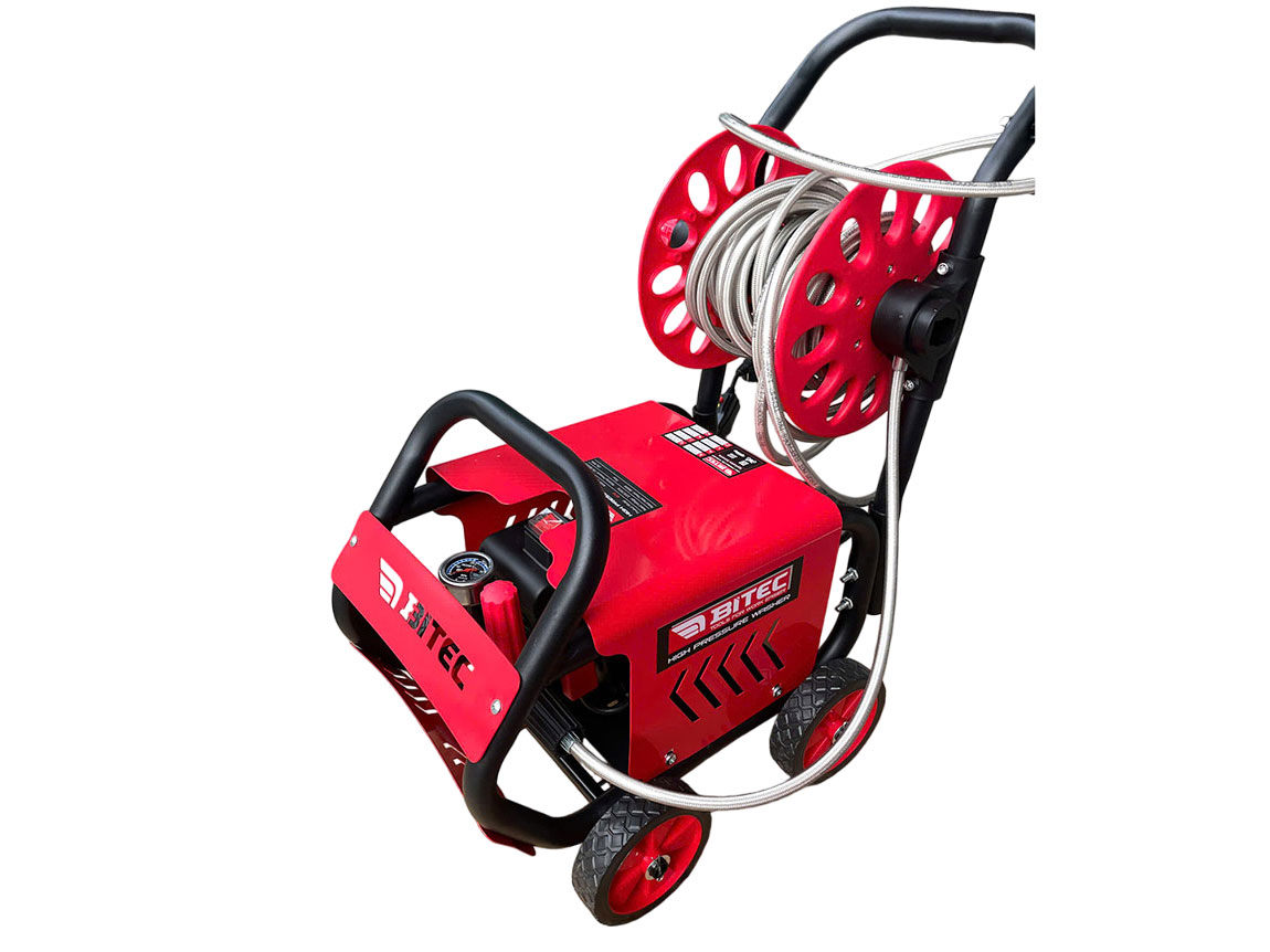 Máy rửa xe Btec BT37 (chỉnh áp, chống giật)