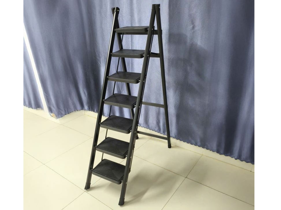 Thang ghế khung sắt gấp gọn chữ A Nikita NKT-74