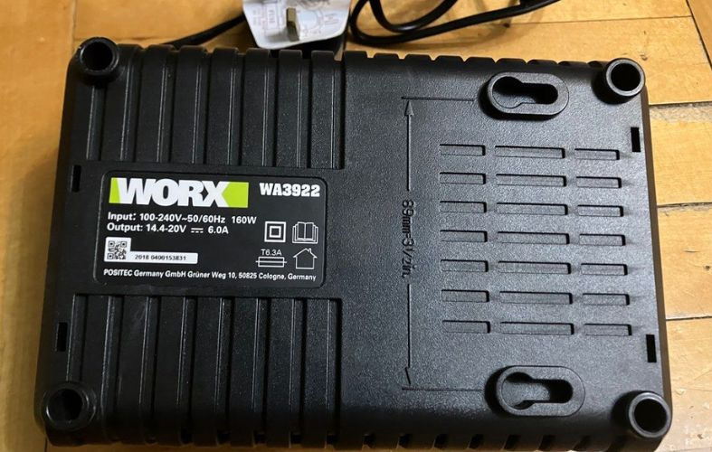 Bộ sạc Worx WA3922