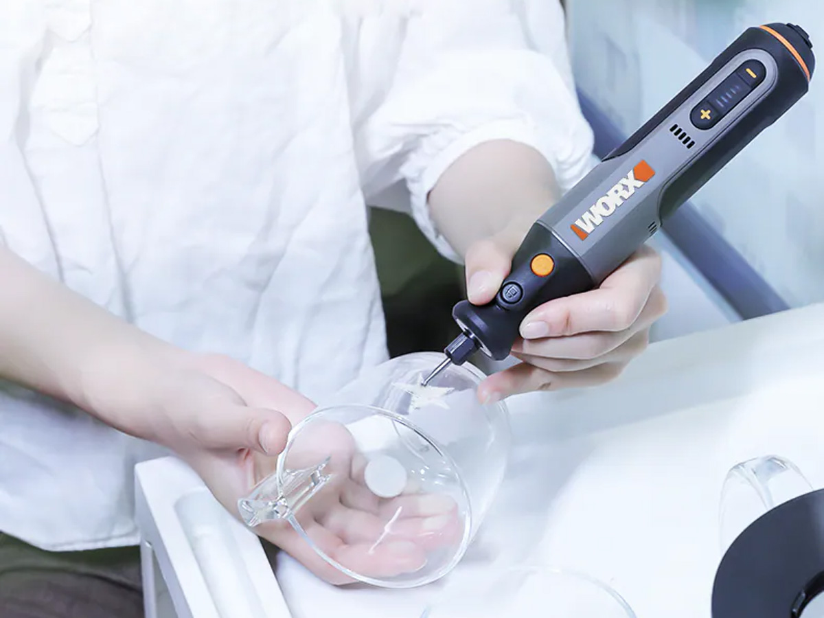 Pin sạc 4V tiện lợi – Cổng sạc Type-C hiện đại Máy mài khuôn Worx WX750