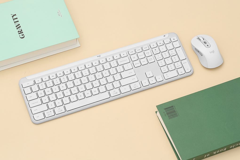 Logitech MK950 Signature Slim