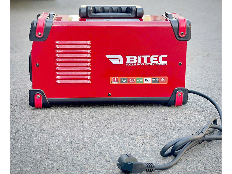 Thiết kế máy hàn BTEC MMA 315 nhỏ gọn