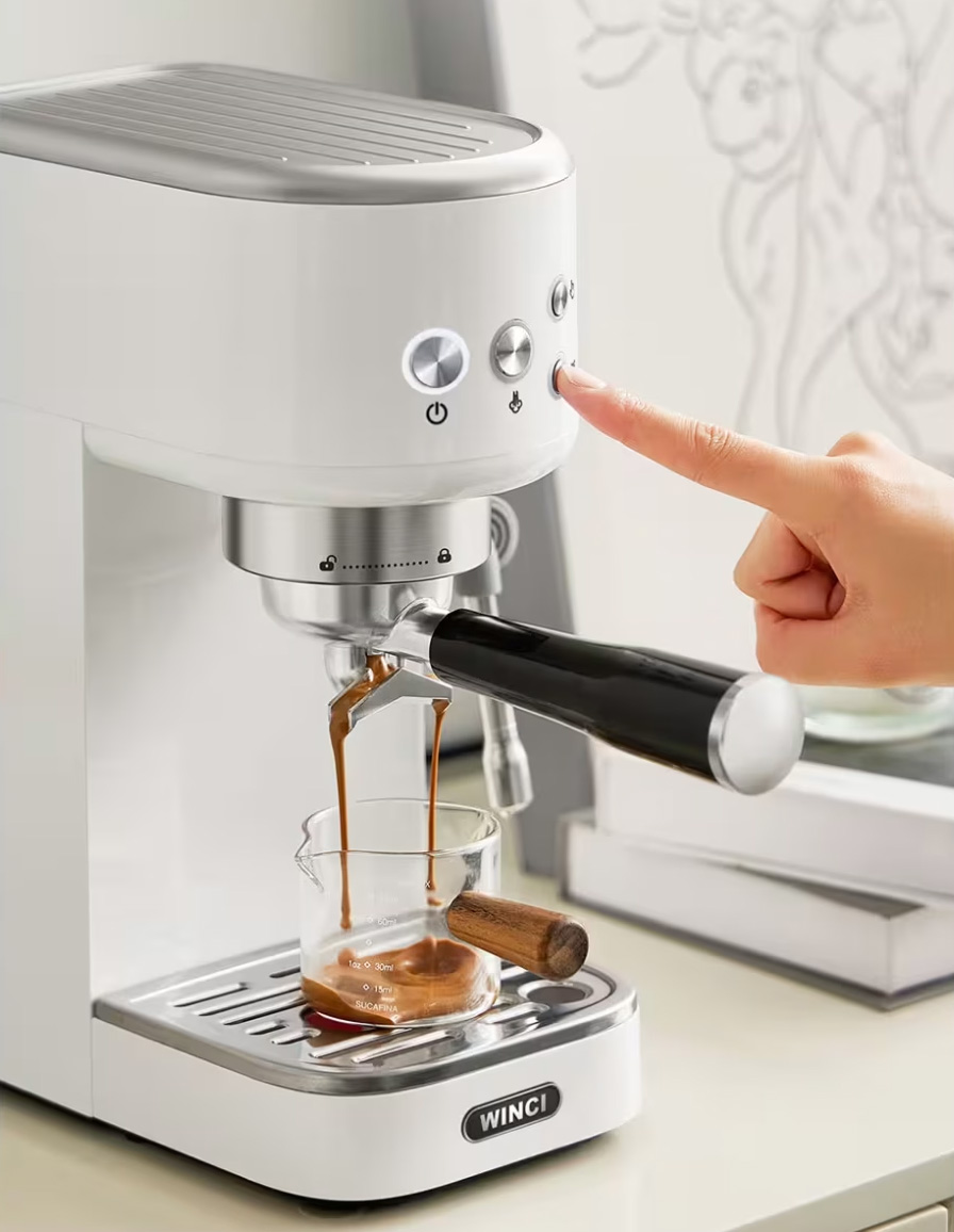 Máy pha cà phê bán tự động Espresso Winci EM3125