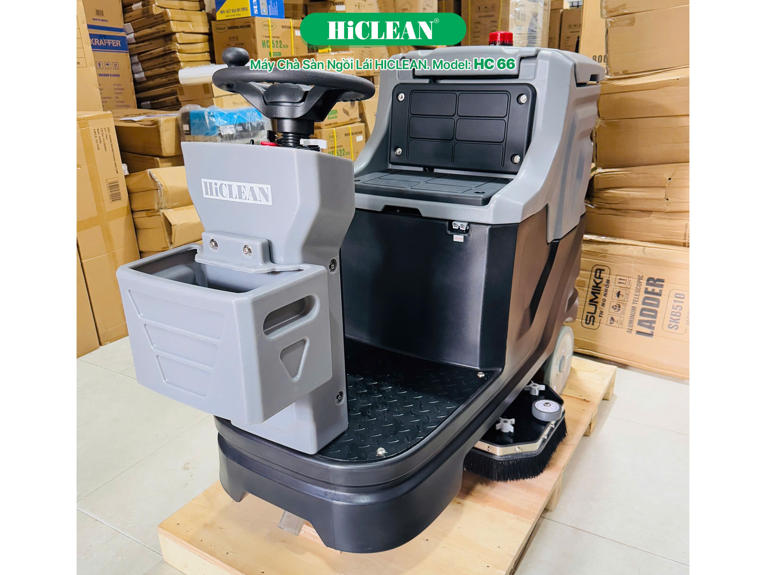 Máy chà sàn liên hợp ngồi lái HiClean HC66