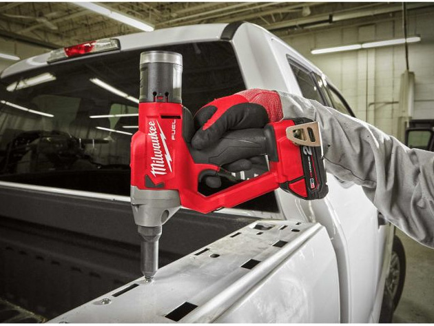 Máy bắn đinh rút Milwaukee M18 FRT