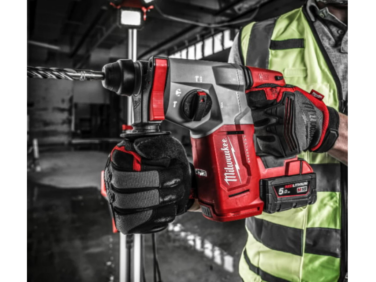 Máy khoan bê tông Milwaukee M18 BLH-0 