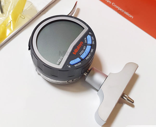 Đồng hồ đo độ sâu điện tử Mitutoyo 547-211A (0mm -200mm)