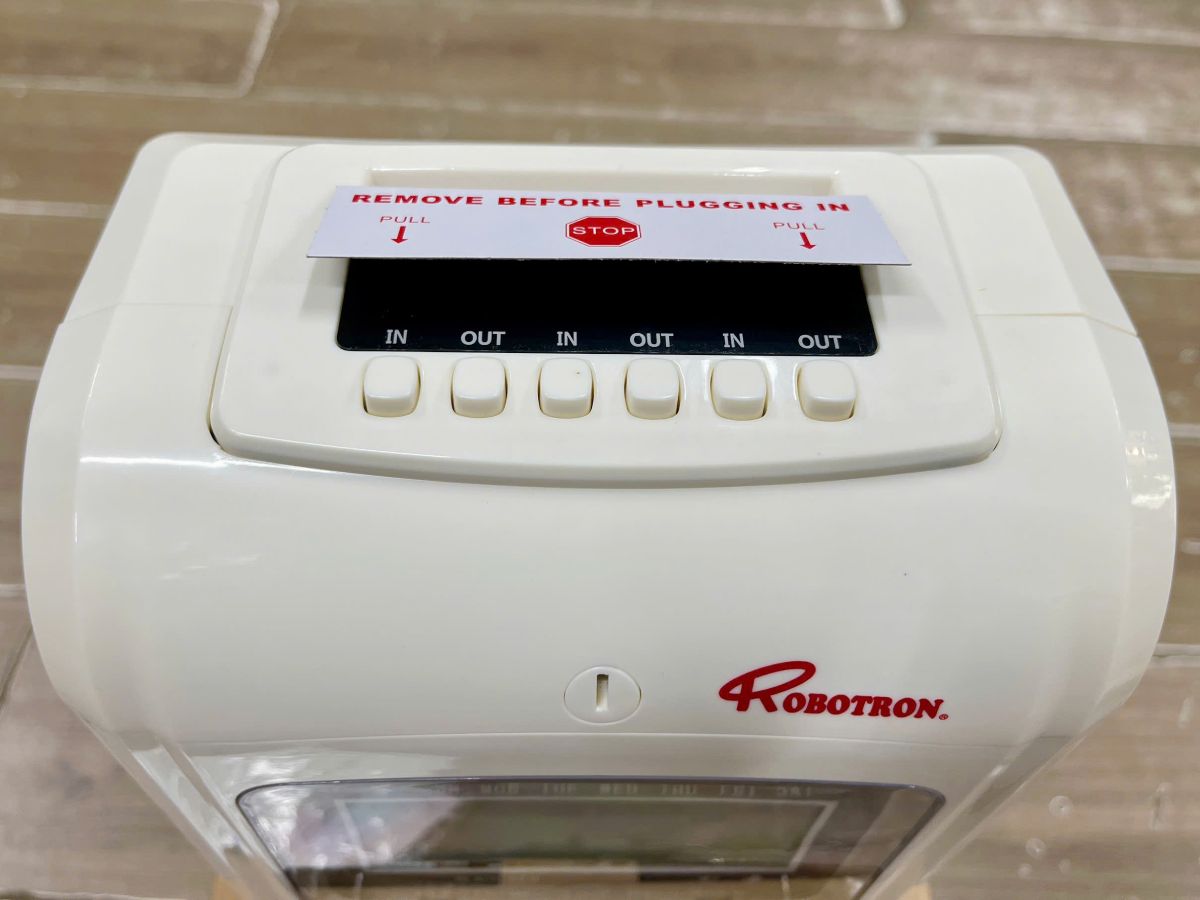 Bảng điều khiển Máy chấm công thẻ giấy Robotron RT90D