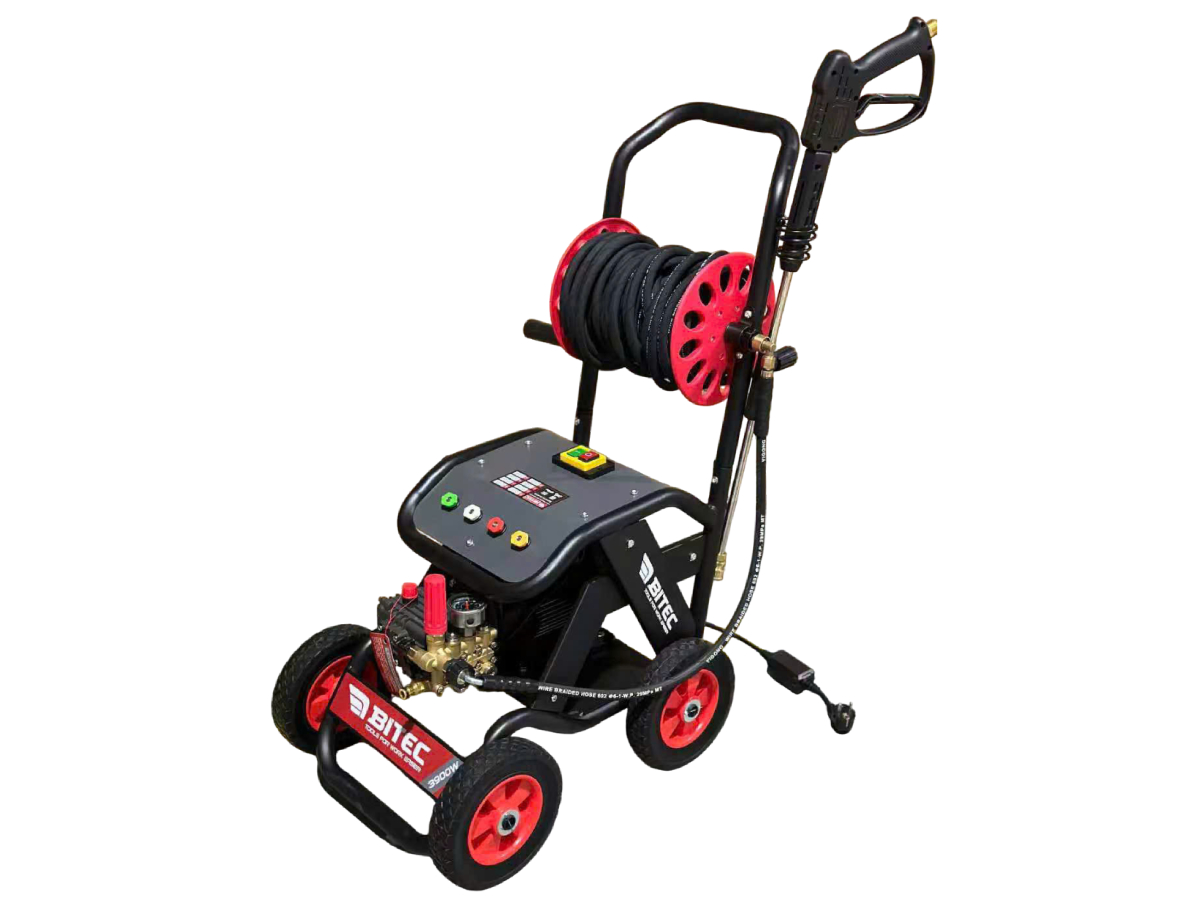 Máy rửa xe Btec BT391 (3.900W, chống giật)