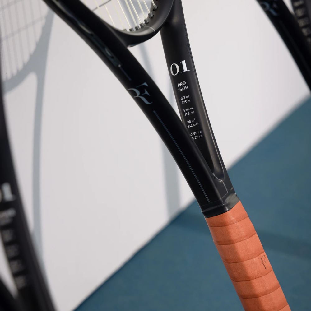 Vợt Wilson RF 01 PRO FRM WR151311U