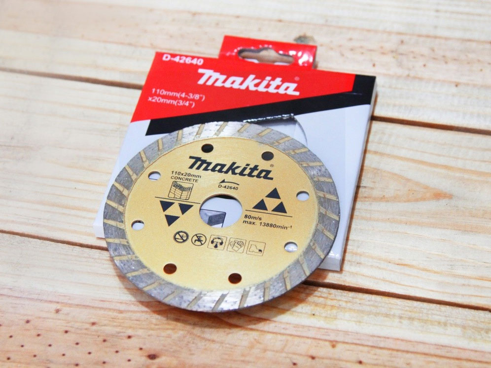 Lưỡi cắt kim cương 110mm x 20mm Makita D-42640
