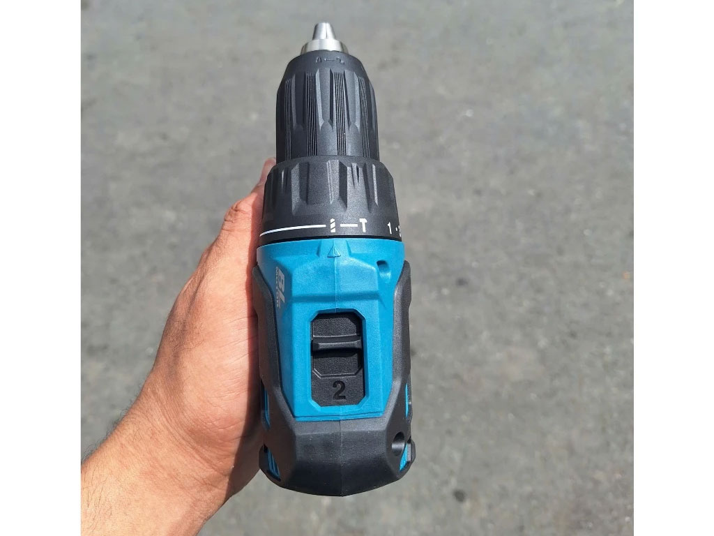 Máy khoan động lực dùng pin 