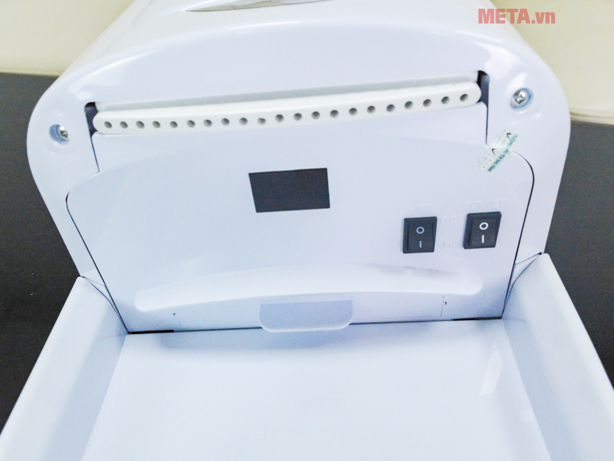 2 công tắc điều khiển của máy sấy tay Sokimi SM 2120 Sokimi SM 2120