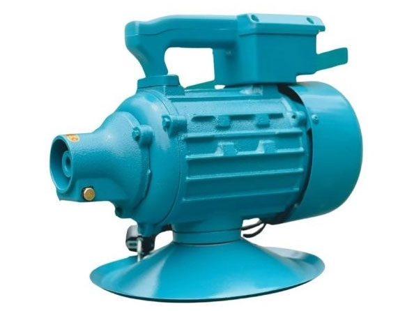 Máy đầm dùi motor Classic CLA6206A Máy đầm dùi motor Classic CLA6206A