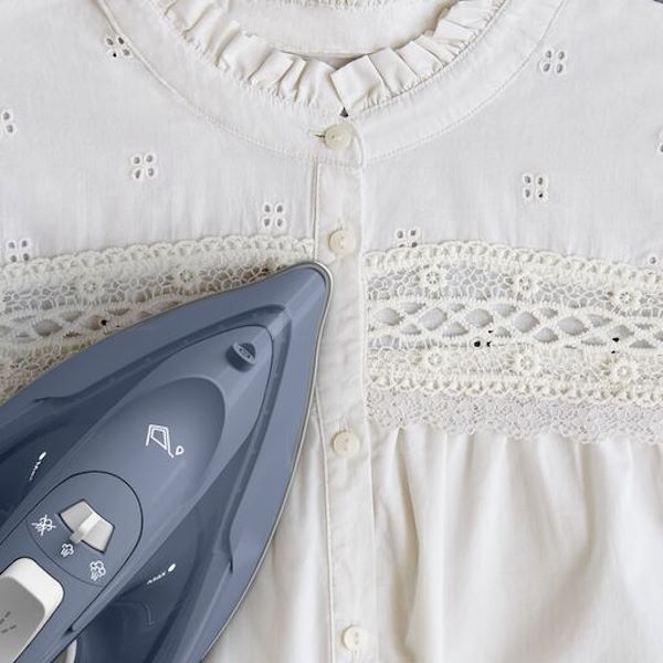 Bàn ủi hơi nước Tefal Power FV2C60E0