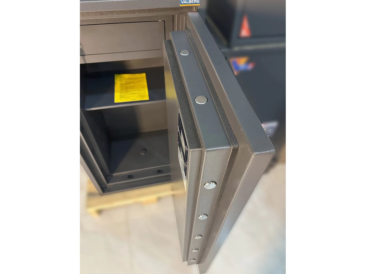 Két sắt điện tử giúp bảo vệ tài sản an toàn tuyệt đối Két sắt điện tử