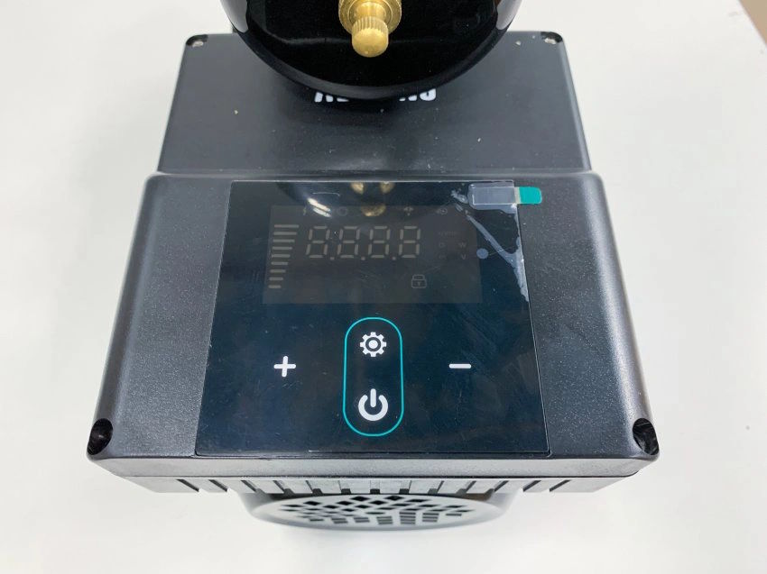 HS203E có bảng điều khiển cảm ứng HS203E