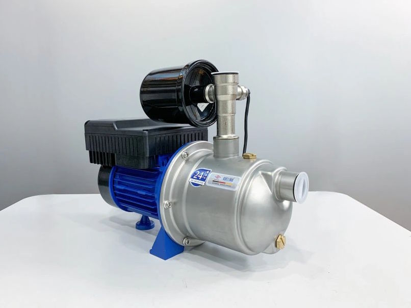 Bơm tăng áp gọn nhẹ, dễ lắp đặt Bơm tăng áp