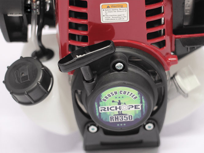 Máy cắt cỏ Richope 