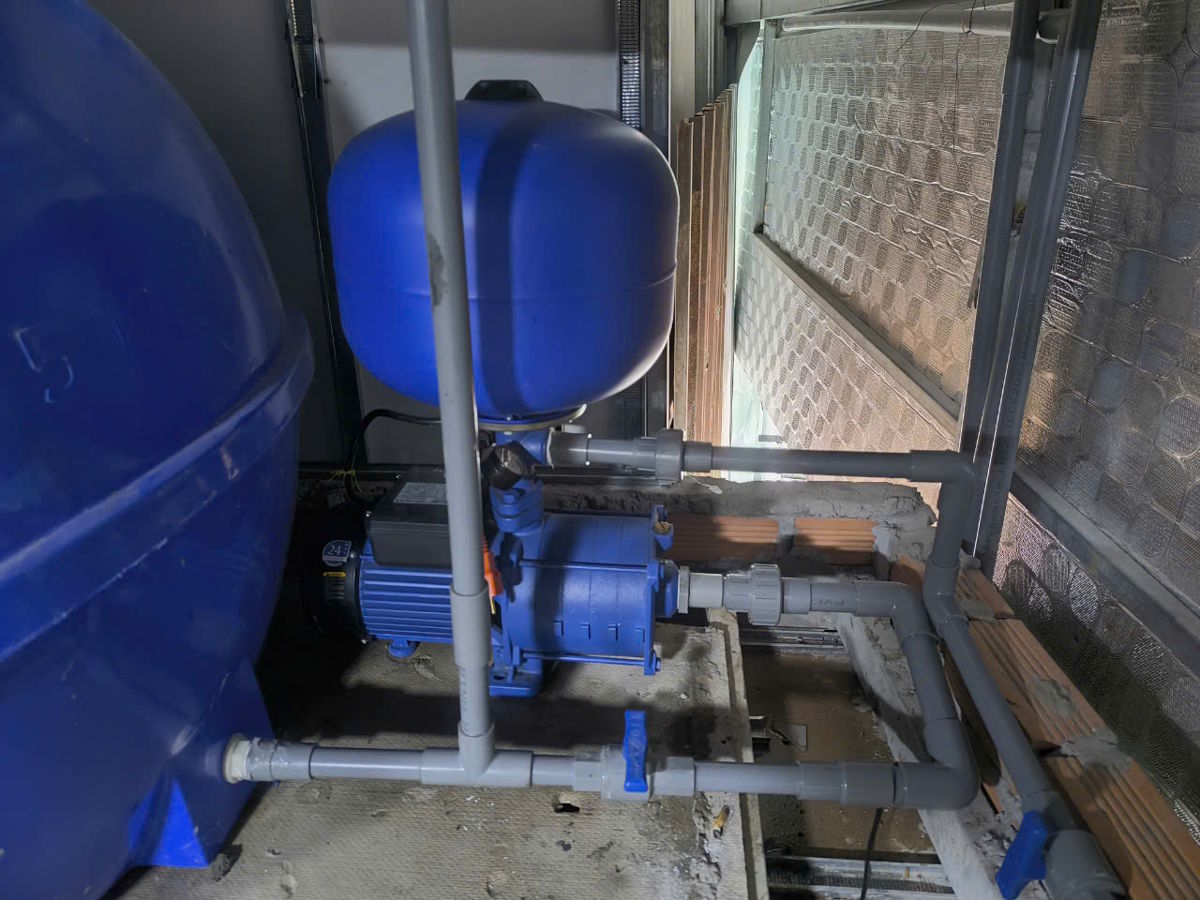 Máy bơm tăng áp Adelino HC505  Máy bơm tăng áp Adelino HC505